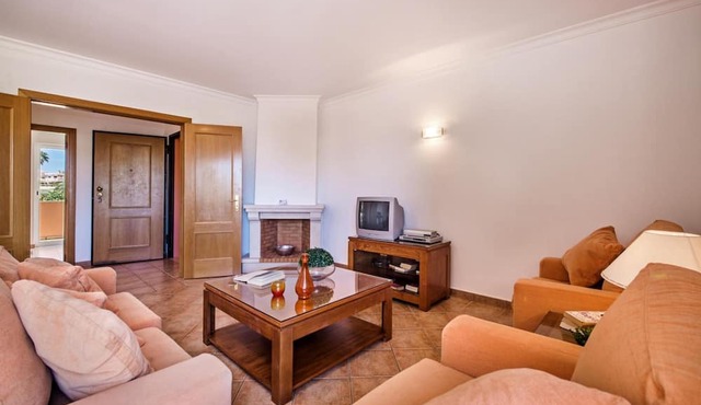 Jardim Da Meia Praia Hotel