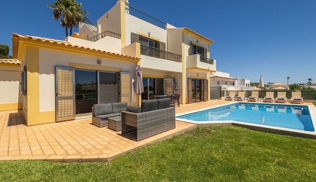 Villa Joana with Private Pool