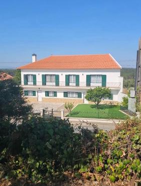 Villa Maria Gloria in Leiria