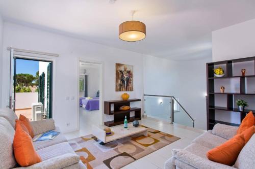 Villa Sandra by Villa Plus