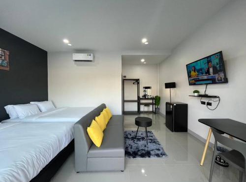 Hillside Premium Hotel