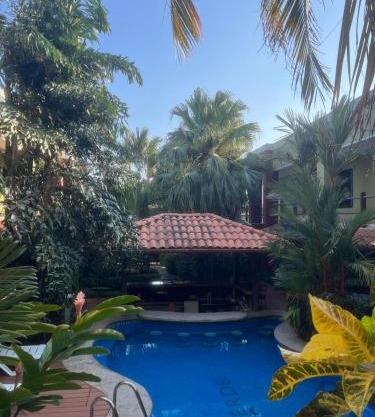 Hotel Iguana Verde 